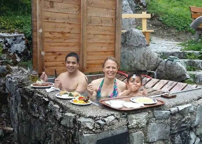 Binsalm- Schutzhuette *