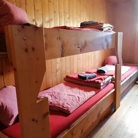 Binsalm- Schutzhuette *